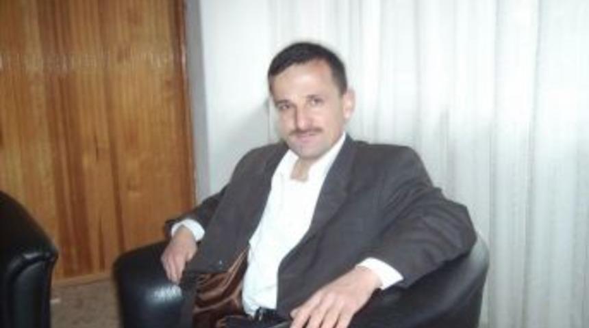 İş Yerinde Elleri Kelep&ccedil;elenerek Darp Edildi