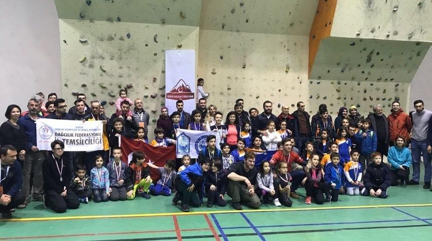 Spor Tırmanış&ccedil;ıları Birincilik İ&ccedil;in M&uuml;cadele Etti