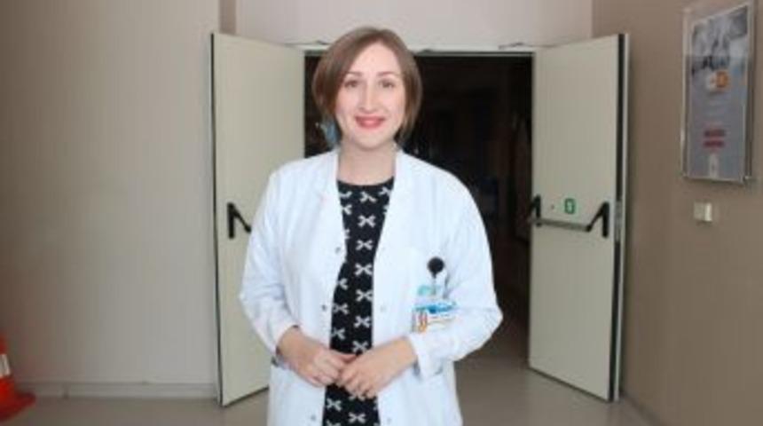 Yalancı A&ccedil;lık, Tatlı Krizine Yol A&ccedil;ar