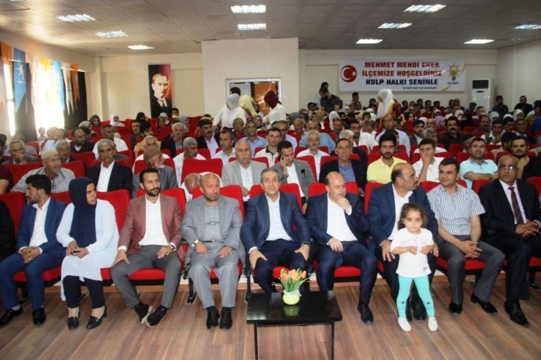 Mehdi Eker: &ldquo;kurşun Sıkmadan Da, Bomba Atmadan Da Sorunlarımızı &Ccedil;&ouml;zebiliriz&rdquo;