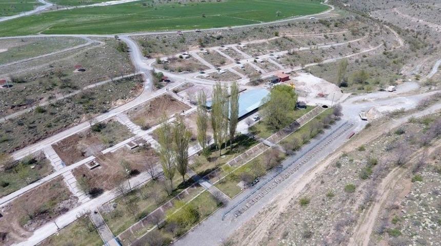 Evliyalar Parkının Yenileme &Ccedil;alışmaları S&uuml;r&uuml;yor