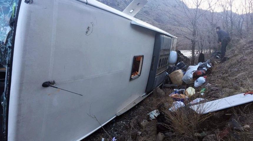 Sarıkamış&rsquo;ta Trafik Kazası: 9 Yaralı