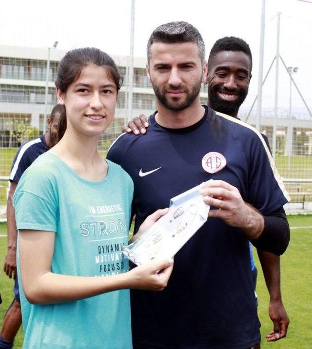 Antalyaspor’un Özel Konukları