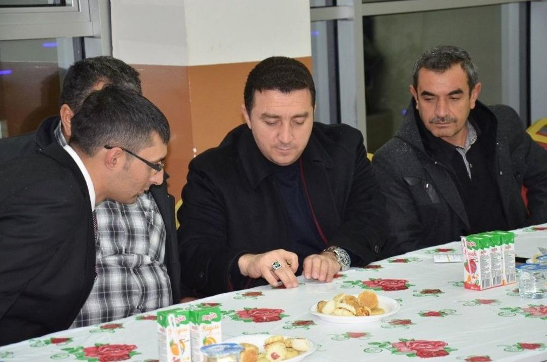 Başkan Bakıcı Dereyalak K&ouml;y&uuml; Dayanışma Gecesine Katıldı