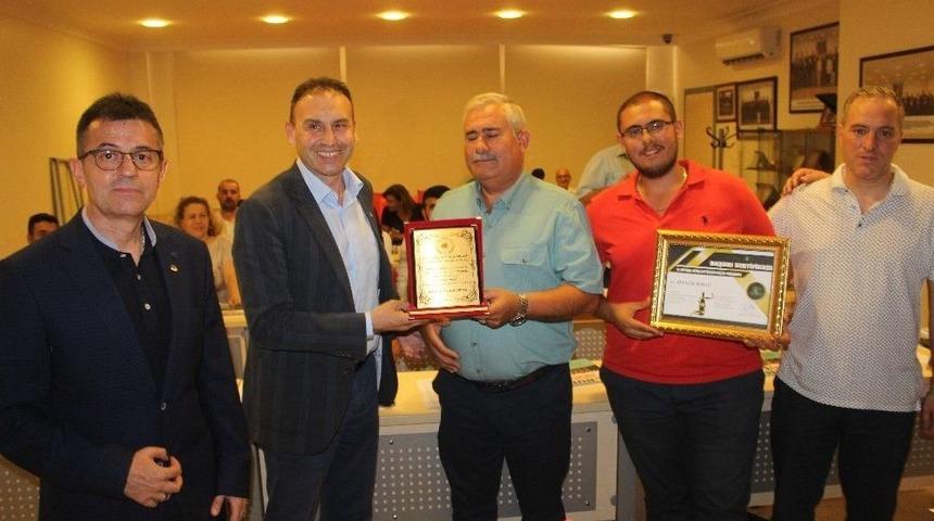 Ayvalık&rsquo;ta Ato Başarılı Firmaları Onurlandırdı