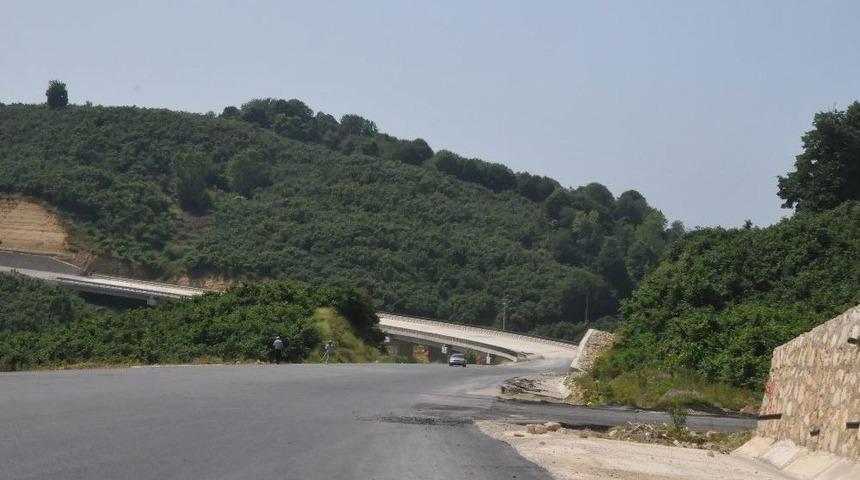 Karadeniz Sahil Yolunda &Ccedil;alışmalar Hızlandı