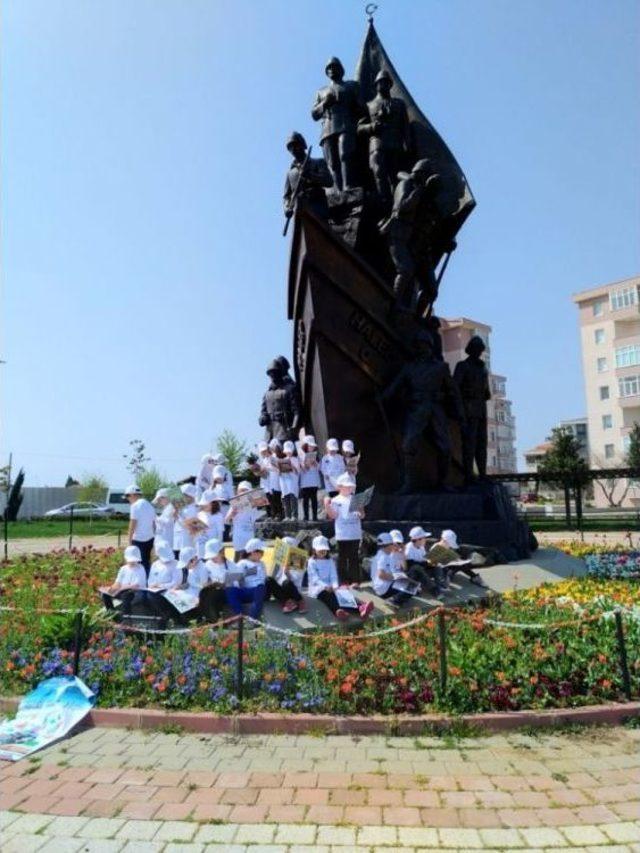 İlkokul &Ouml;ğrencilerinden Okuma Etkinliği 1