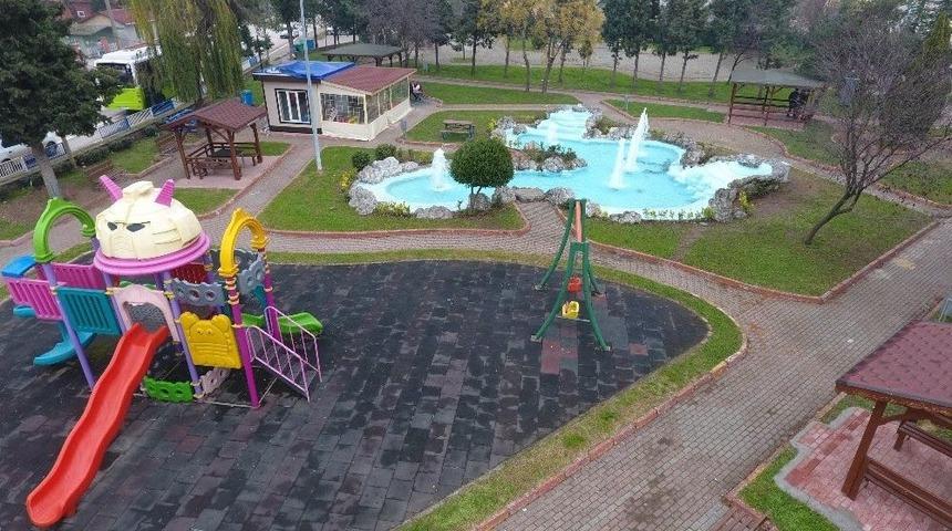 K&ouml;sek&ouml;y Havuzlu Bah&ccedil;esine Yenilendi