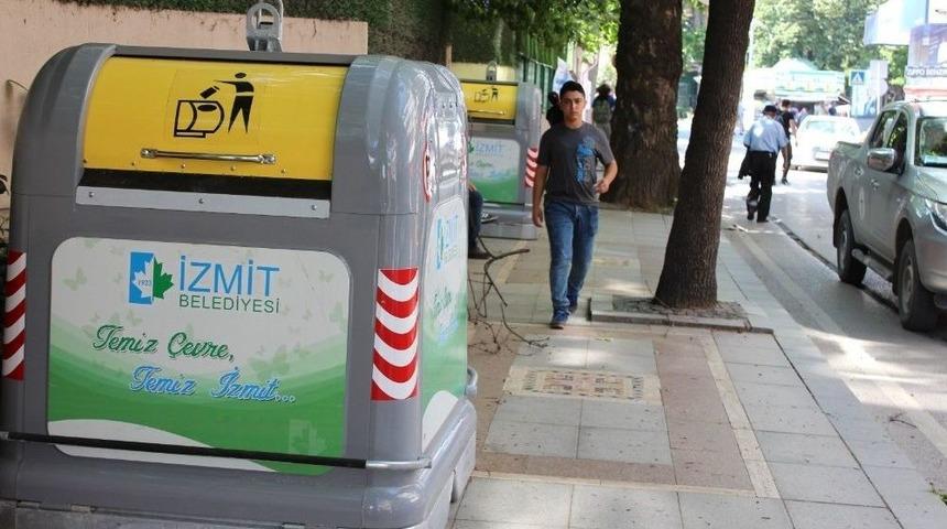 İzmit Belediyesi’nden Yeni Çöp Konteynerleri