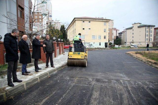 Kartal Belediyesi İlçede Yol Düzenleme Çalışmalarına Devam Ediyor