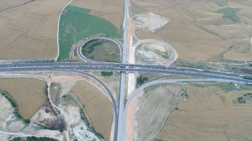 &Ccedil;eşmeli-taşucu Otoyol &Ccedil;alışmaları Başlıyor