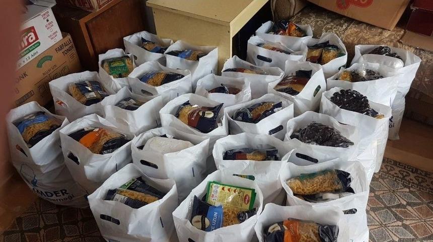 Umut Derneğinden Ramazan Paketi
