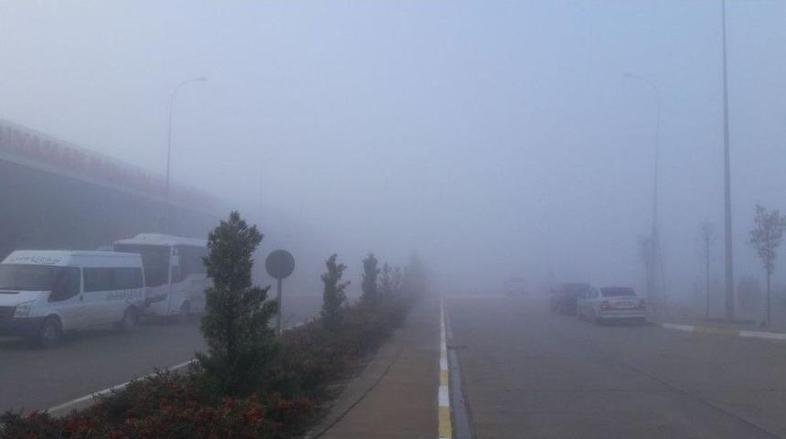 U&ccedil;ak Seferlerine Sis Engeli