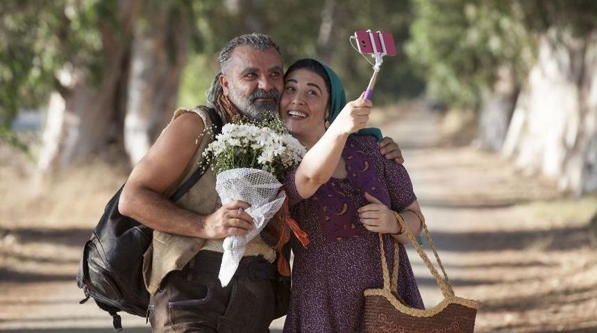 "cici Babam" Tam Kadro İzmir&rsquo;e Geliyor