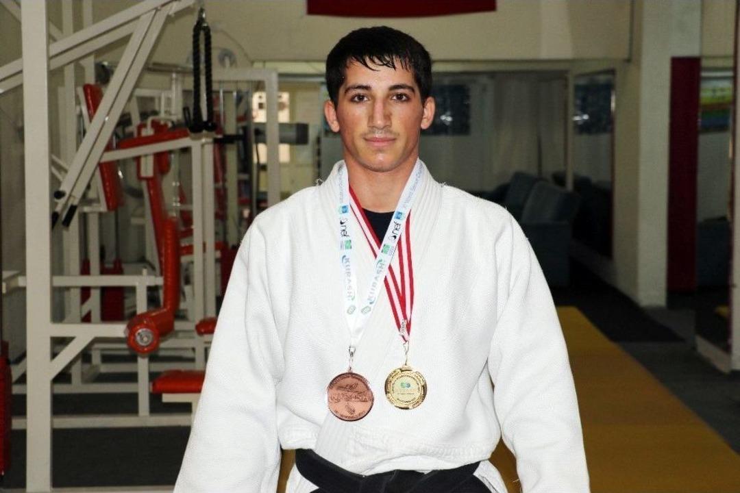 (&ouml;zel Haber) Tavsiye &Uuml;zerine Başladı Hem Avrupa Şampiyonu Hem De D&uuml;nya 3&rsquo;nc&uuml;s&uuml; Oldu