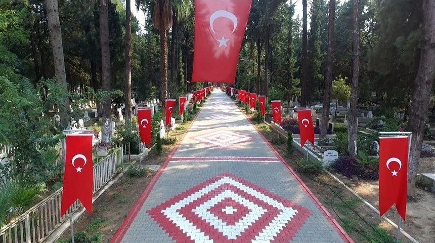 Adana Bayrama Hazır