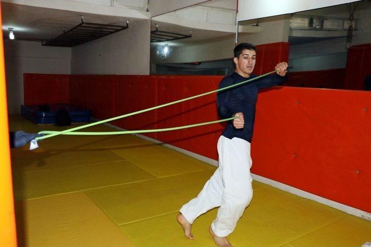 (özel Haber) Tavsiye Üzerine Başladı Hem Avrupa Şampiyonu Hem De Dünya 3’ncüsü Oldu G5