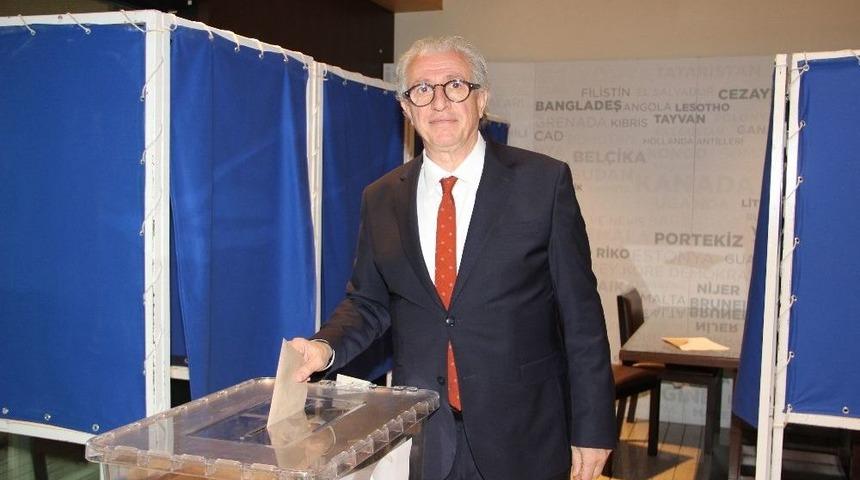 Tekstil İhracat&ccedil;ıları "jak Eskinazi" Dedi