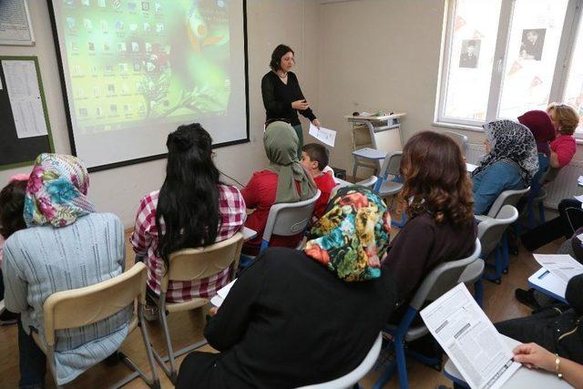 Odunpazarı’nda ‘çocuğa Yönelik Cinsel İstismarın Önlenmesi’ Semineri