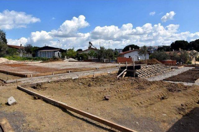 Aliağa Belediyesinden Yemyeşil Bir Park Daha 3