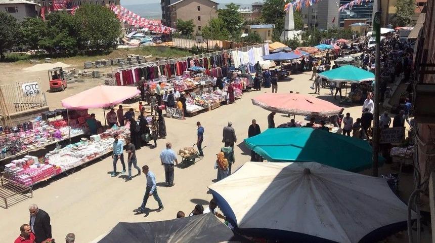 Muş&rsquo;ta Bayram Pazarı Kuruldu