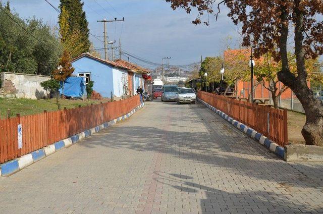 Yunusemre Belediyesinden Cumhuriyet Ve Yağcılar’da Çevre Düzenlemesi