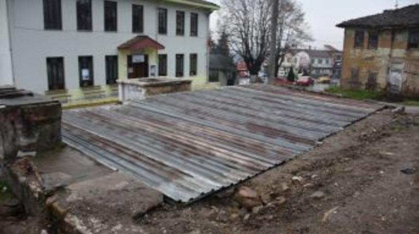 Restorasyon İ&ccedil;in Hazırlık Yapılıyor