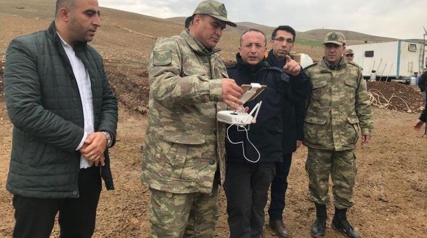 Siirt Valisi Atik Sondaj &Ccedil;alışmalarını İnceledi