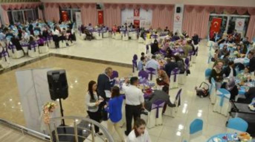 Erzincan Da Koruyucu Aile Ve &Ccedil;ocukları İftarda Buluştu