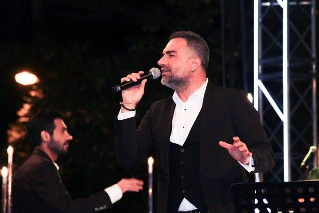 Berdan Mardini Bitlis’te Konser Verdi