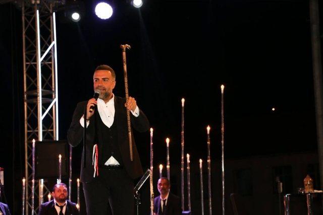 Berdan Mardini Bitlis’te Konser Verdi