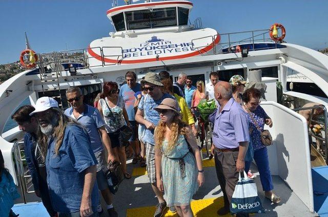 İzmir-foça Gemi Seferleri Başlıyor