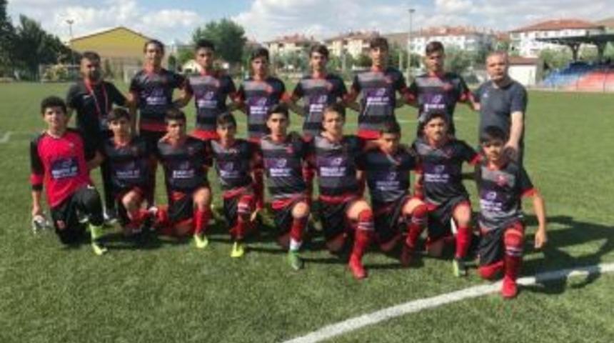 Ergani Gençlerbirliği Şampiyon Oldu