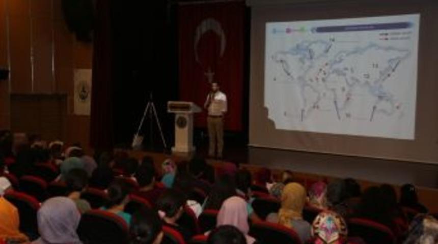 Erdemli Belediyesi Kurs Merkezi&rsquo;nde Sınav Heyecanı