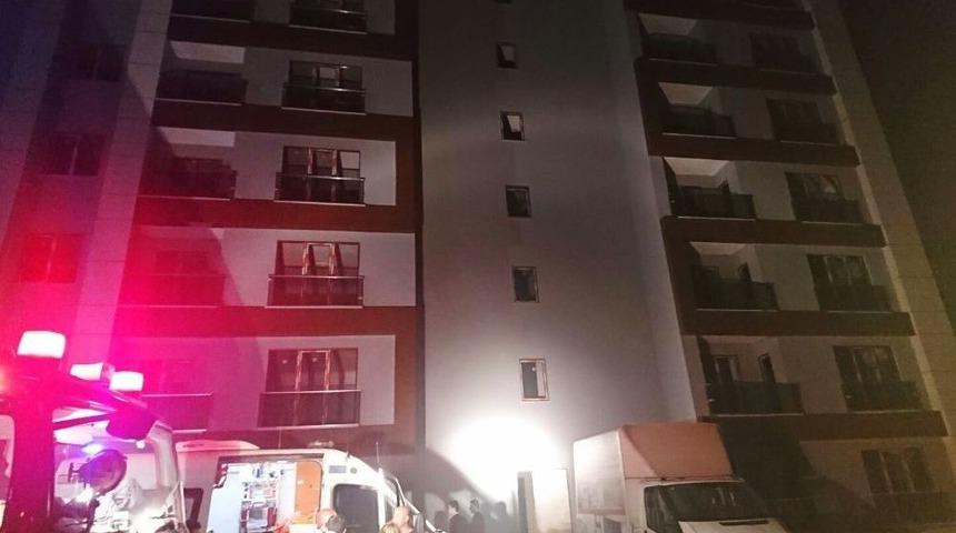 Asans&ouml;r Boşluğuna D&uuml;şen Usta Hayatını Kaybetti