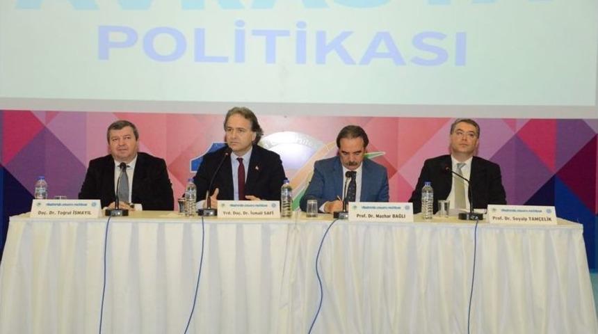 Ae&uuml; Rekt&ouml;r&uuml; Vatan Karakaya: &ldquo;bm&rsquo;deki &Ouml;nc&uuml;l&uuml;k S&uuml;rd&uuml;r&uuml;lebilir Bir S&uuml;re&ccedil; Olarak Algılanmalı&rdquo;