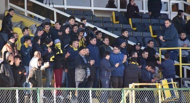 Aliağaspor Devreyi Lider Kapattı