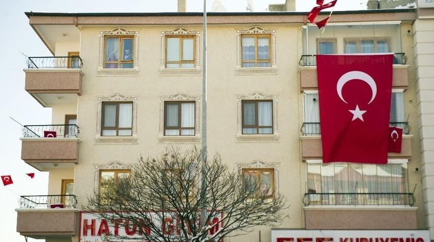 Başkente Şehit Ateşi D&uuml;şt&uuml;