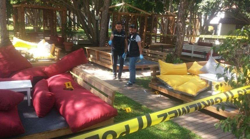 Antalya’da İşletme Ortakları Arasında Silahlı Kavga: 2 Yaralı