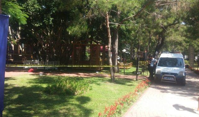 Antalya’da İşletme Ortakları Arasında Silahlı Kavga: 2 Yaralı