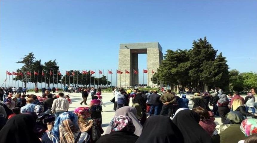 Kız Kur&rsquo;an Kursu Kursiyerlerine &Ccedil;anakkale Gezisi