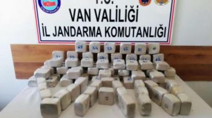 Sınır Hattında 50 Kilo Eroin Ele Ge&ccedil;irildi