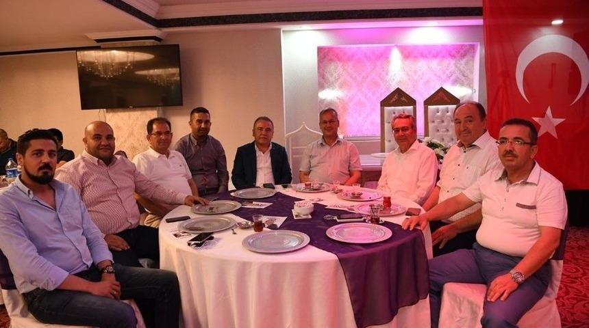 Başkan B&ouml;cek, Şehit Aileleri Ve Gazilerle İftarda Buluştu