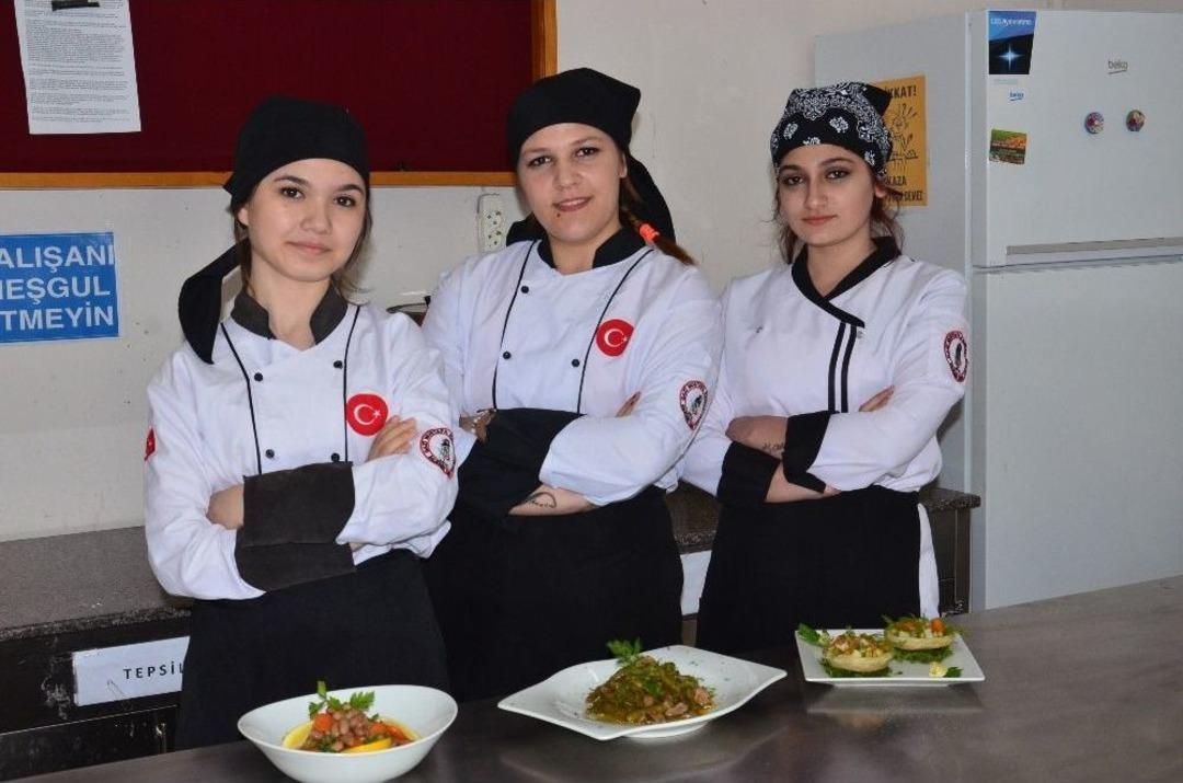 (&ouml;zel Haber) Meslek Lisesinde Zeytinyağlılar Yarıştı