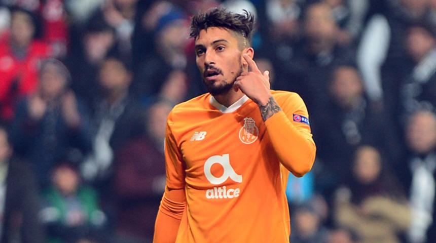 Porto'dan Alex Telles'e yeni kontrat