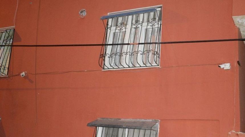 Silah Ka&ccedil;ak&ccedil;ılarına Şafak Baskını