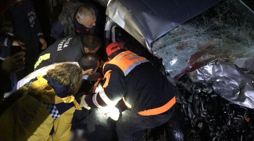 Doğubayazıt&rsquo;ta Trafik Kazası: 1&rsquo;i &Ccedil;ocuk 4 &Ouml;l&uuml;, 3 Yaralı