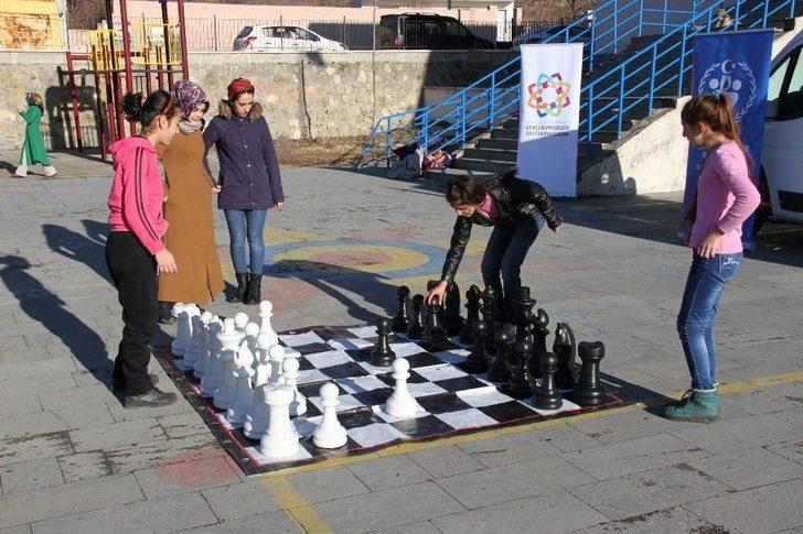 Ahıska Türkü Çocuklar Mobil Gençlik Merkezi İle Doyasıya Eğlendi G3