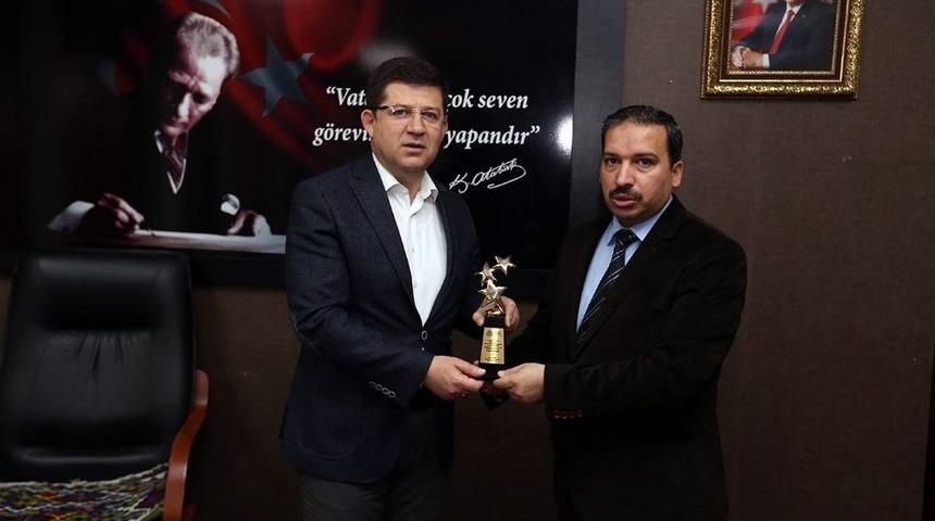 Merkezefendi Belediyesi&rsquo;nin Obezite Projesi &Ouml;d&uuml;l Aldı