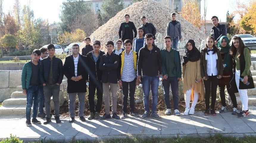 &Ouml;ğrenciler Adıyaman &Uuml;niversitesini Gezdi